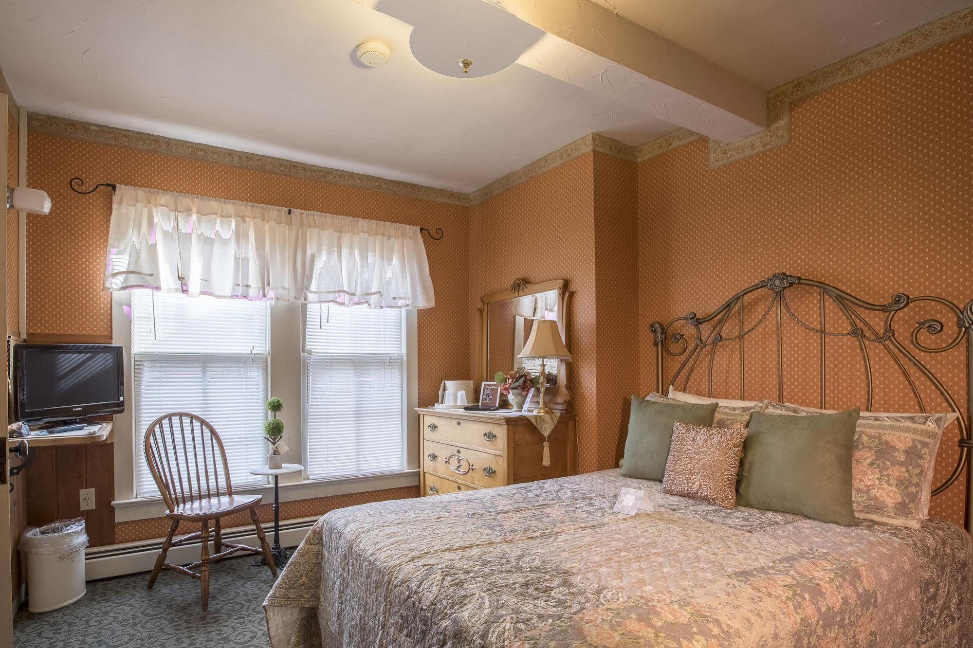 Stroudsmoor Country Inn Stroudsburg Dış mekan fotoğraf